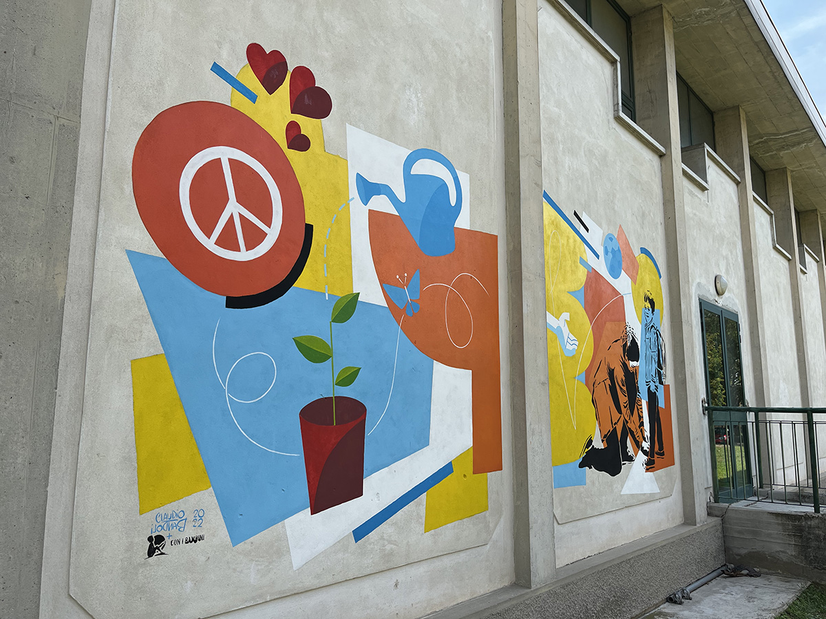 Two school walls - Wallpainting by Claudio Bandoli